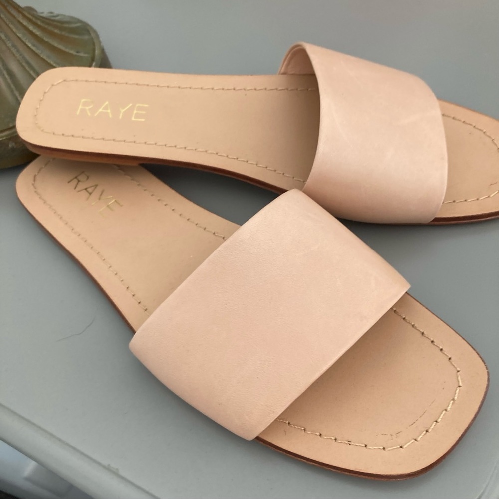 NWOT Raye sandals
